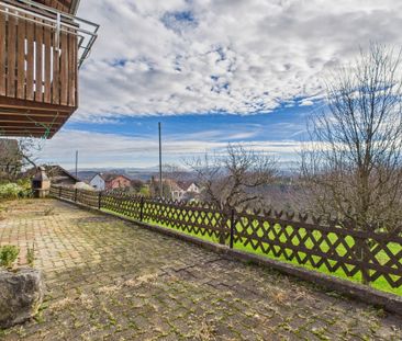 Generous 7-room single-family house with a view in Nuglar - Photo 4