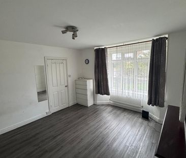 Room in a Shared House, Layfield Road, NW4 - Photo 3