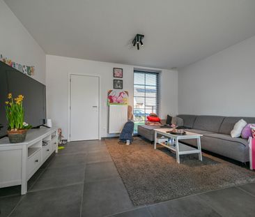 Energiezuinige nieuwbouwwoning gelegen op een rustige locatie - Photo 1