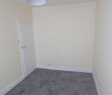 Dale Street, Runcorn, WA7 - Photo 1