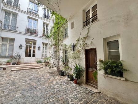 Tout savoir sur cet appartement dans le quartier Monnaie, à Paris 6ème - Photo 5