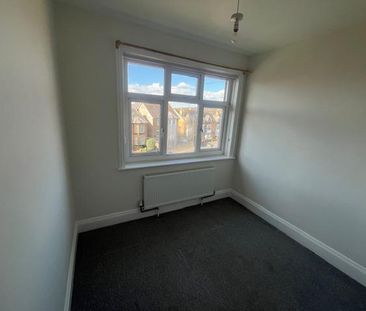 3 bedroom detached house to rent - Photo 3