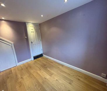 4 bedroom detached house to rent - Photo 4