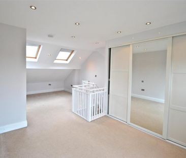 3 bedroom end of terrace house to rent - Photo 5