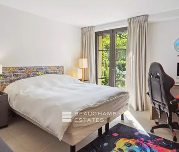 Tout savoir sur cette maison dans le quartier Village-Le Val-Cabrie... - Photo 6
