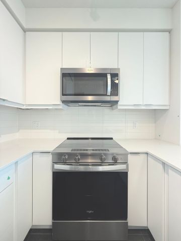 For Lease - 15 Watergarden Drive Unit# 2304, Mississauga, Ontario - Photo 5