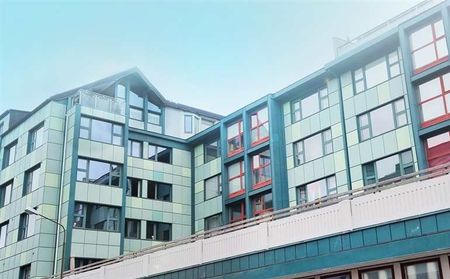 2 rum och kokvrå. Badrum med dusch, 51 m , Östra Förstadsgatan 34, Malmö - Foto 2