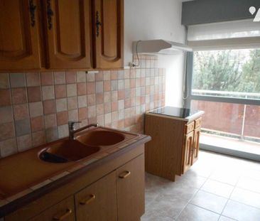 COUTANCES, dans résidence avec ascenseur, appartement deux pièces, ... - Photo 2