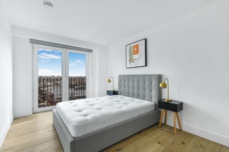 1 Bed Flat, Exchange Gardens, SW8 - Photo 2