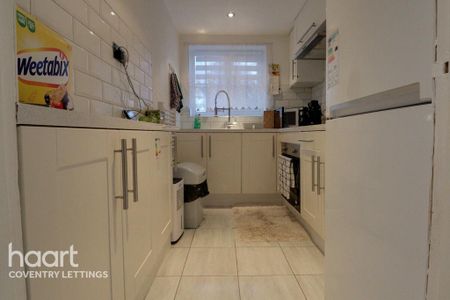 2 bedroom maisonette to rent - Photo 4