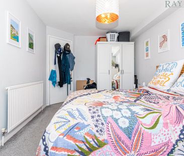 2 bedroom flat to rent - Photo 4
