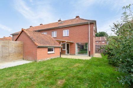 Te huur LEMBEEK: Gerenoveerde woning 2 slpk, bureau en tuin - Foto 4