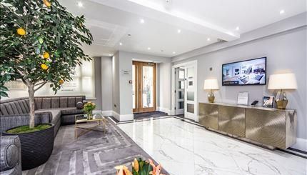 Hill Street, London - Photo 2