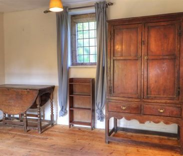 Colletts Fields, Broadway - Photo 1