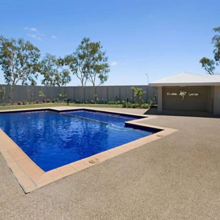 RELAX BY THE POOL - Photo 4