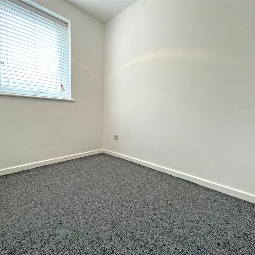 2 bedroom Town house to rent - Photo 1
