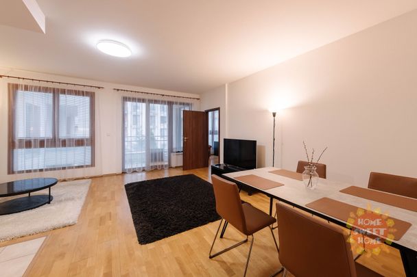 Apartment for rent, 3+kk - 2 bedrooms, 75m - Photo 1