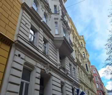 Sanierte Altbauwohnung Nahe Alois-Drasche-Park in ruhiger Lage unbe... - Foto 6