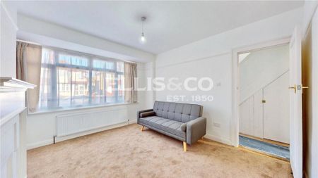 3 bedroom end of terrace house to rent - Photo 2