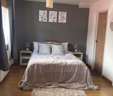 7 bedroom house of multiple occupation to rent - Photo 2