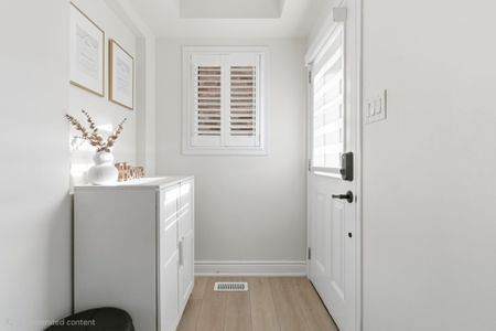 For Lease - 435 Pozbou Crescent, Milton, Ontario - Photo 2