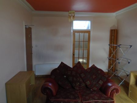 Kenmure Street, Glasgow, G41 2NS - Photo 4