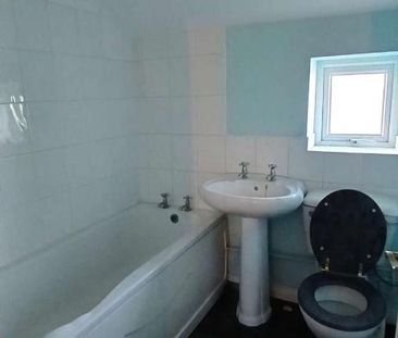 St Lukes Terrace, Sunderland, Tyne And Wear, SR4 - Photo 4