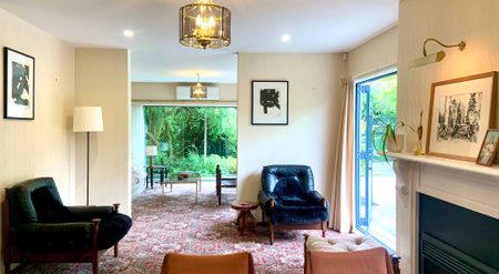 Retro Styled Fully Furnished Stunning Townhouse! - Photo 2