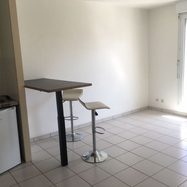 Location Appartement 2 pièces 29m² ORLEANS 45000 - Photo 1