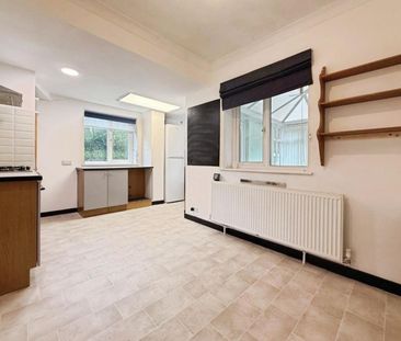 3 bedroom House To Let - Photo 5