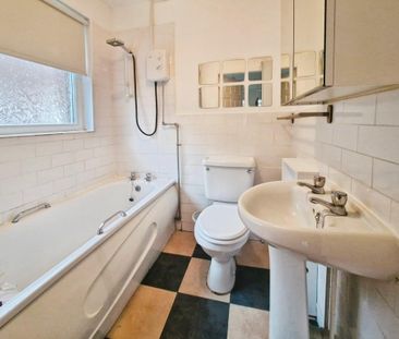 2 bedroom semi-detached bungalow to rent - Photo 3