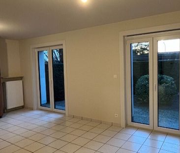 Gelijkvloers app. te huur in Waregem voor € 700 met 1 slaapkamer - Photo 1