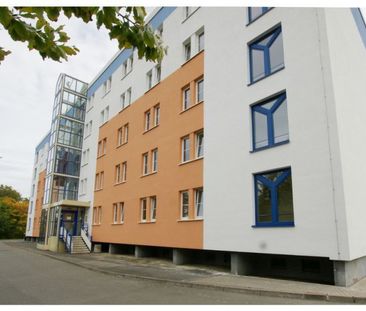 Möbliertes 1-Raum-Apartment mit Balkon in Plauen - Photo 1