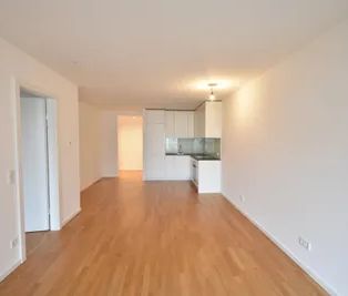 Ruhelage: Schöne 2-Zimmer-Wohnung mit Loggia in Augartennähe - Photo 1