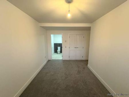 2 bedroom property to rent in Renfrew - Photo 2