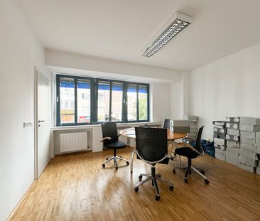 5-Raum Büro im Herzen von Siegburg mit guter Ausstattung und Aufzug - Photo 3