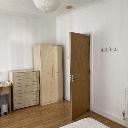 Four Bedroom HMO Share Available July 2025 – Brynmill - Photo 1