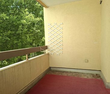 Location Appartement 2 pièces 46m² NIMES 30900 - Photo 4