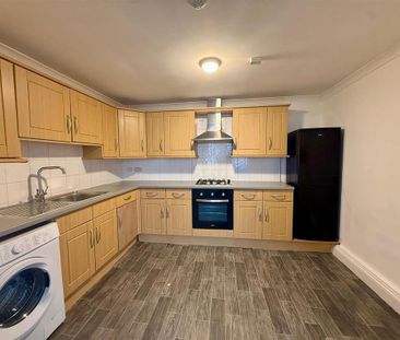 2 bedroom apartment to rent - Photo 5