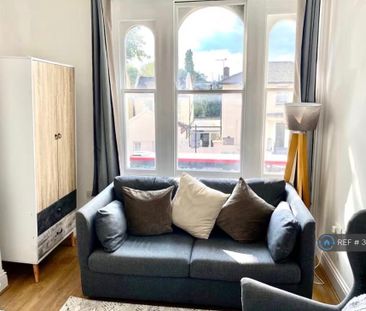 1 bedroom flat to rent - Photo 6