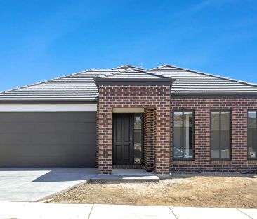 “Family living in Mernda” - Photo 5