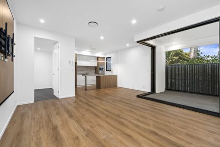 2/45 Wilton Terrace, Yeronga QLD 4104 - Townhouse For Rent | Domain - Photo 5