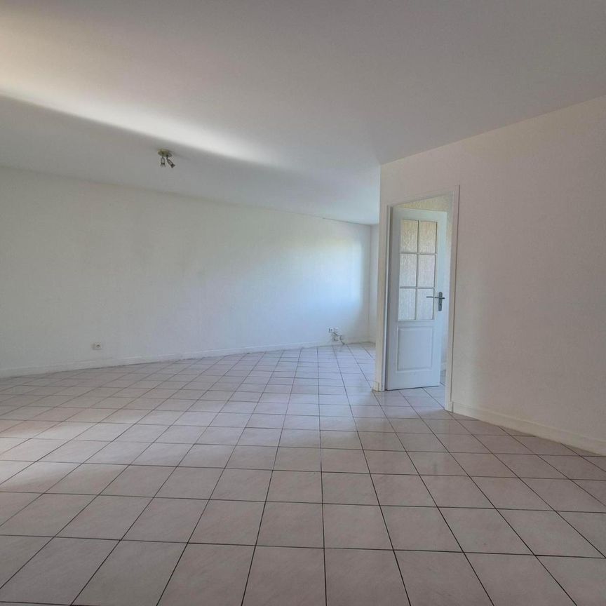 Location Appartement 4 pièces 85m² MACON 71000 - Photo 1
