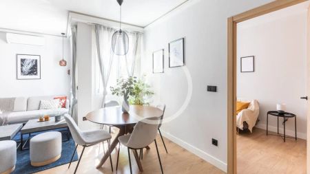 Piso de alquiler en P.º del Marqués de Zafra, Fuente del Berro - Photo 2