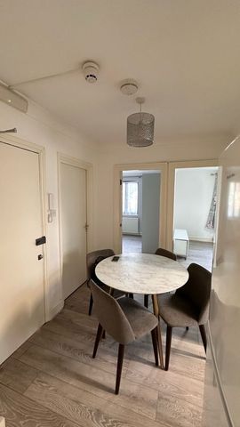 4 Bed Flat, Chamberlayne Road, NW10 - Photo 2