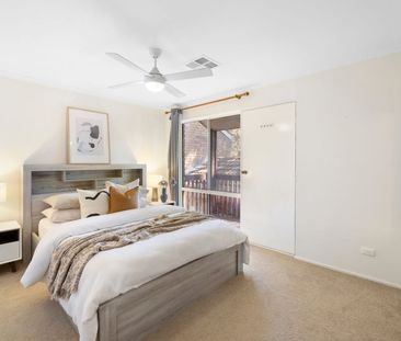 Beautiful 3 Bedroom Home - Photo 4