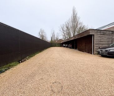 Recent duplex-appartement met carport en fietsenberging - Photo 3