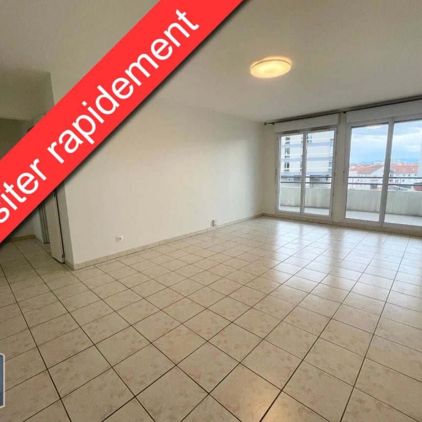Appartement à louer 4 pièces 82.2m² - Photo 1