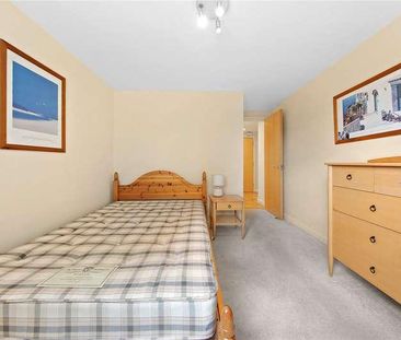 Limehouse Basin, London, E14 - Photo 6