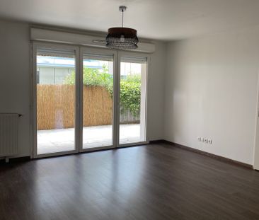 Location Appartement 3 pièces 67m² - Photo 2